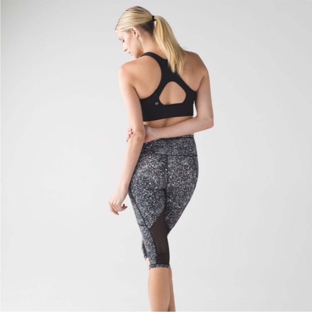 Lululemon Outrun 17” Crop Legging Size 10